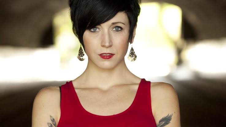 Cindy Kaza Discusses The Dead Files, Auras, Her Live Tour & More!