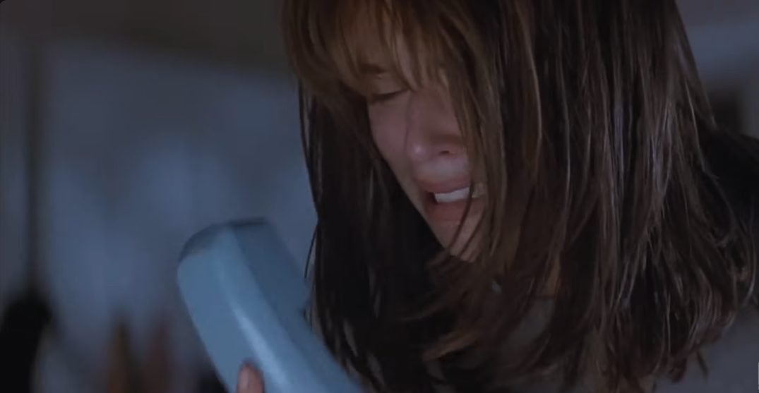 My First Time Watching SCREAM: An Iconic Film That Deserves Its Praise